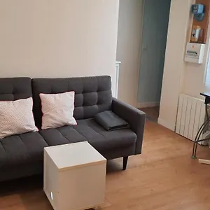 F2 Meuble Rer B La Place/ Gentilly, Proche 75014, Parking Libre, Cc Vache Noir, Complexe Sportif Raspail Appartement Arcueil